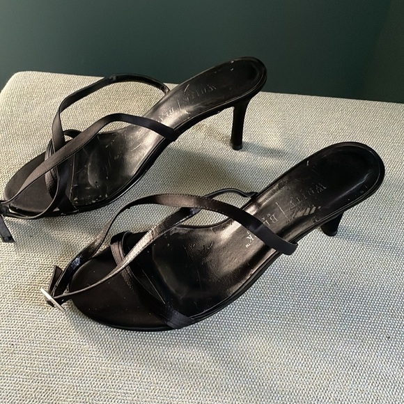 White House Black Market Black  Heels rhinestone buckle and straps 8.5 B - Picture 3 of 9